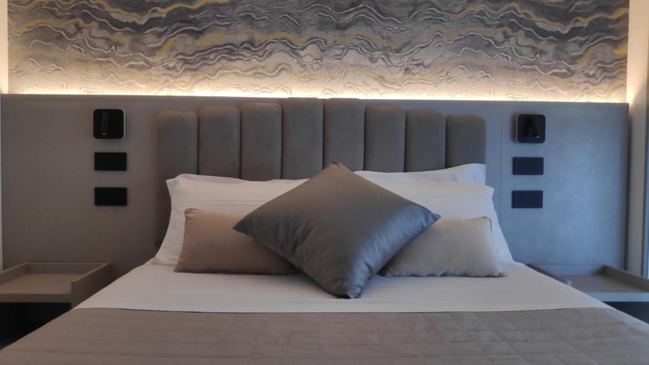 Hotel Ascot Риччоне Экстерьер фото