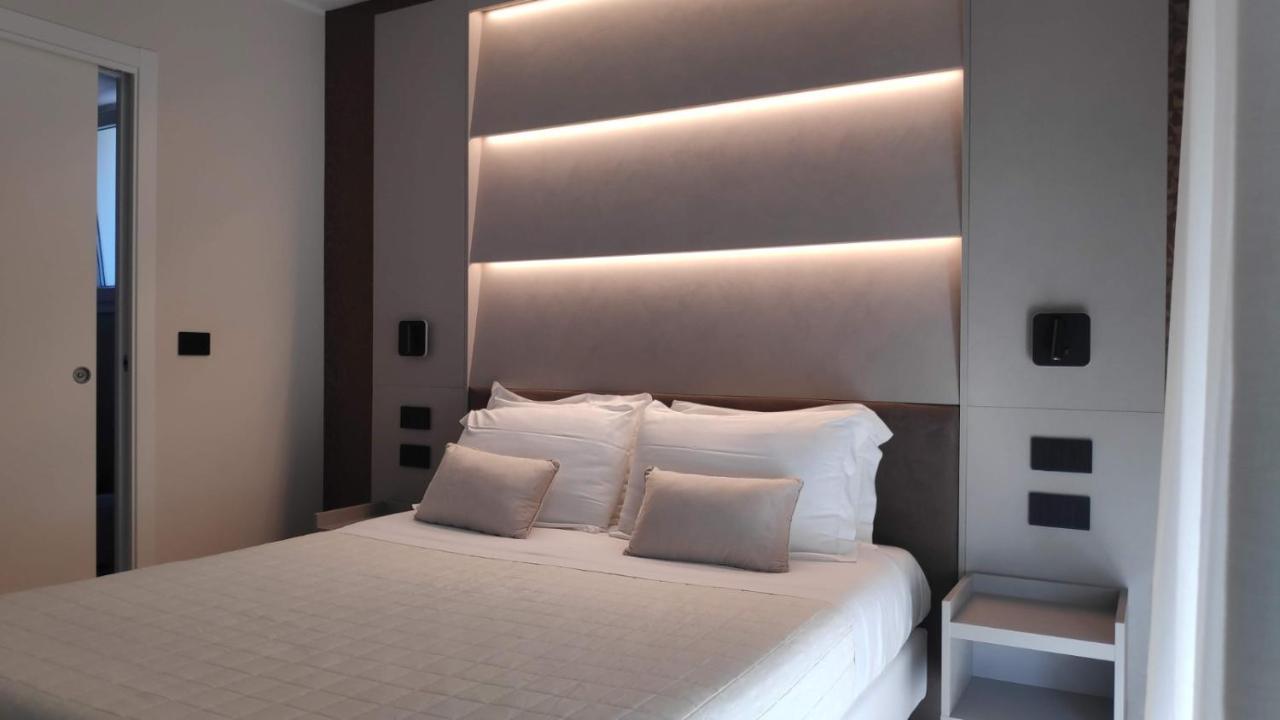 Hotel Ascot Риччоне Экстерьер фото