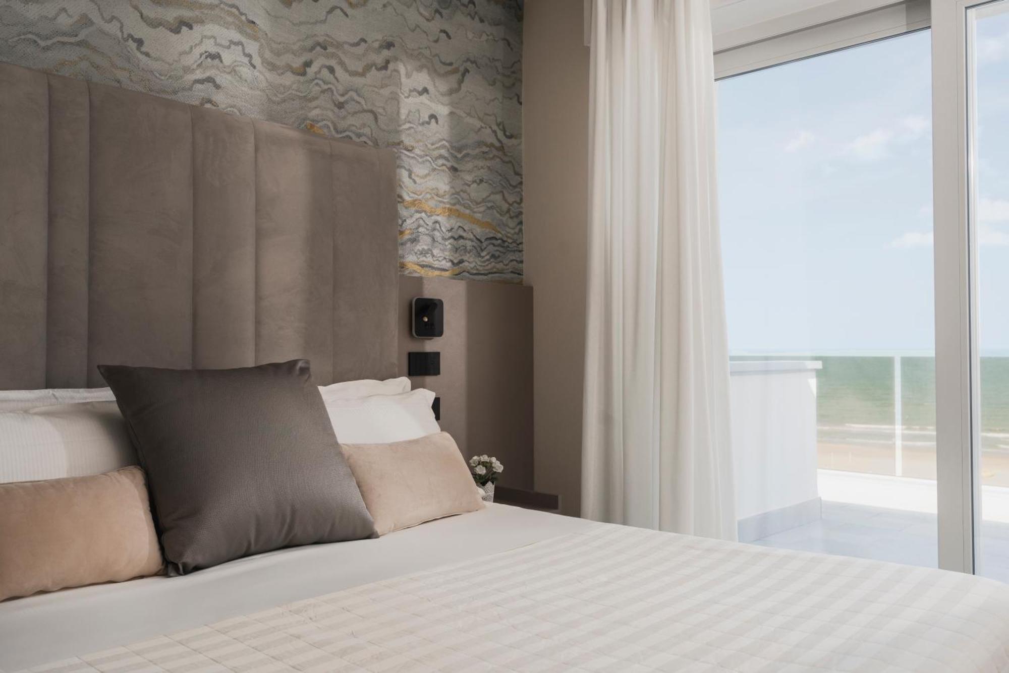 Hotel Ascot Риччоне Экстерьер фото